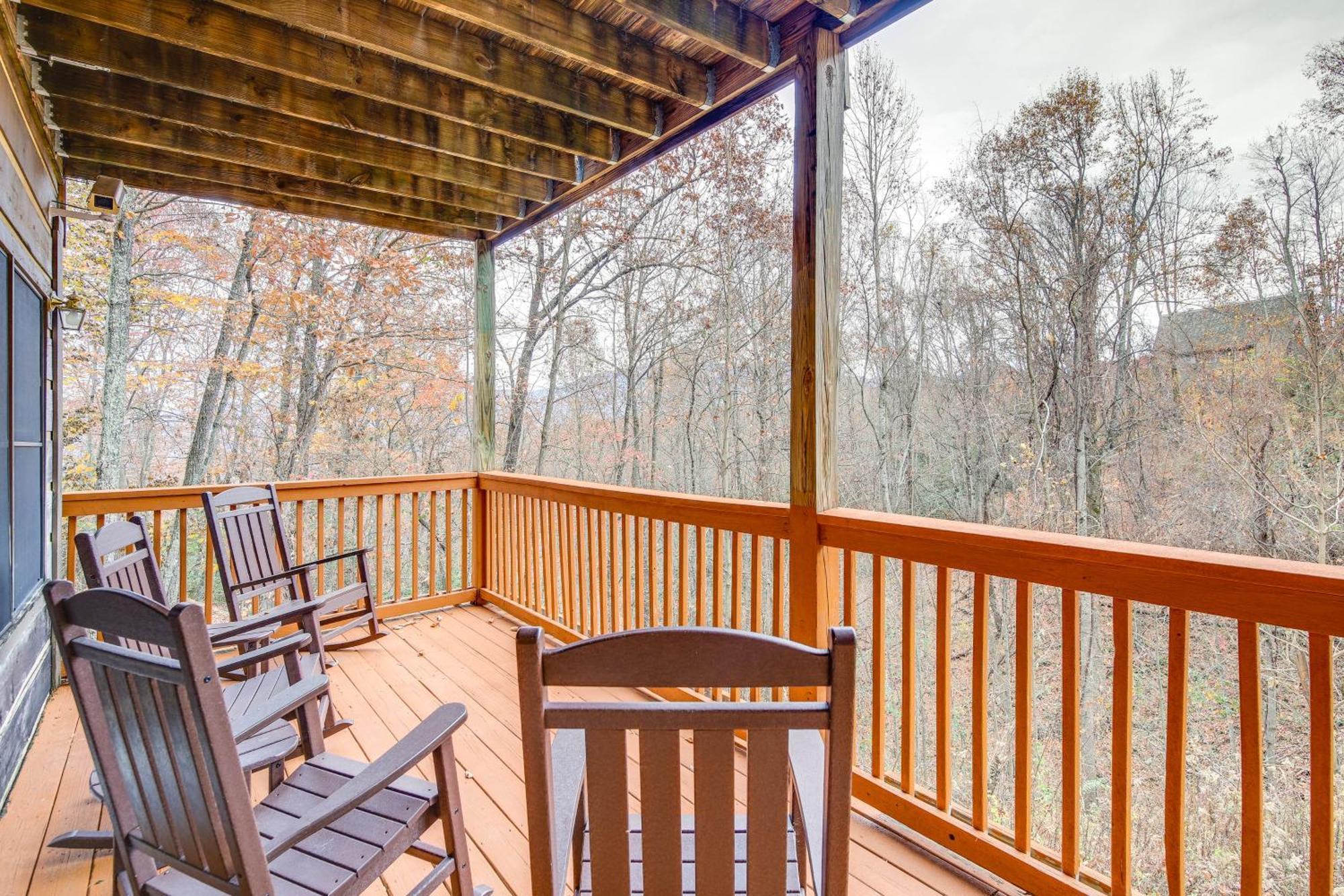 Villa Pet-Friendly Gatlinburg Retreat With Hot Tub! Extérieur photo