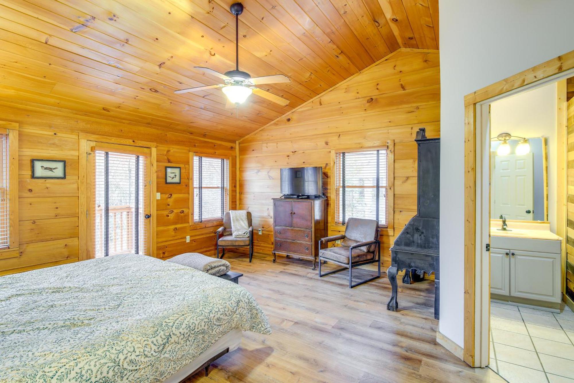 Villa Pet-Friendly Gatlinburg Retreat With Hot Tub! Extérieur photo