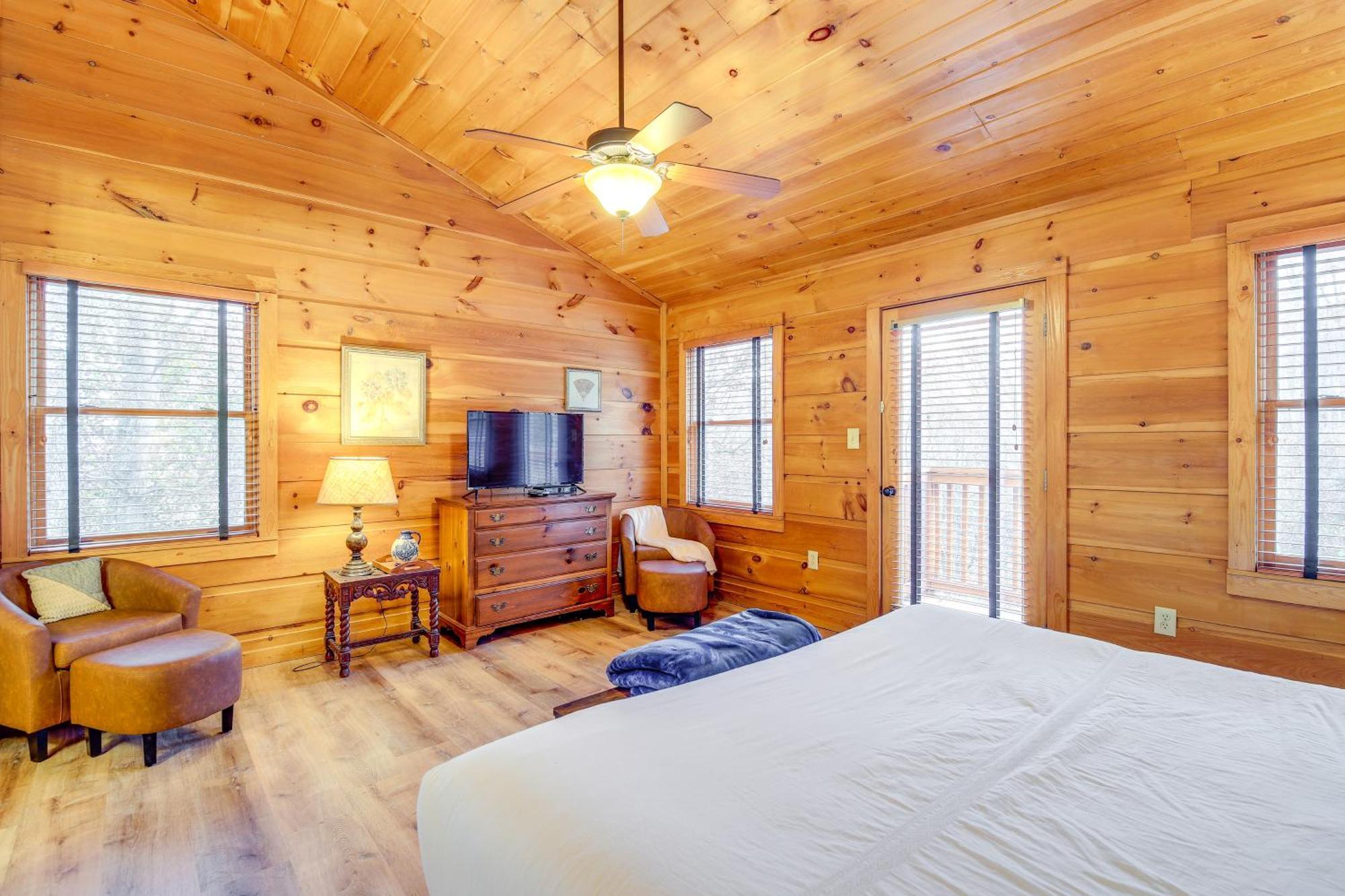 Villa Pet-Friendly Gatlinburg Retreat With Hot Tub! Extérieur photo