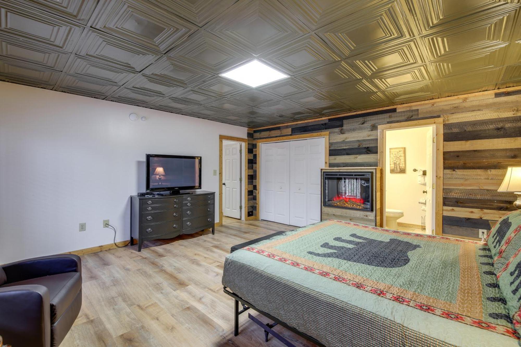 Villa Pet-Friendly Gatlinburg Retreat With Hot Tub! Extérieur photo