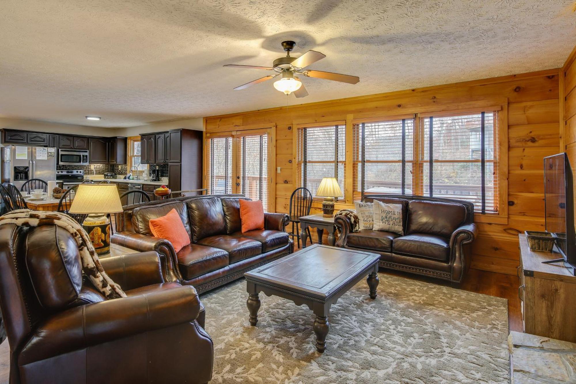 Villa Pet-Friendly Gatlinburg Retreat With Hot Tub! Extérieur photo