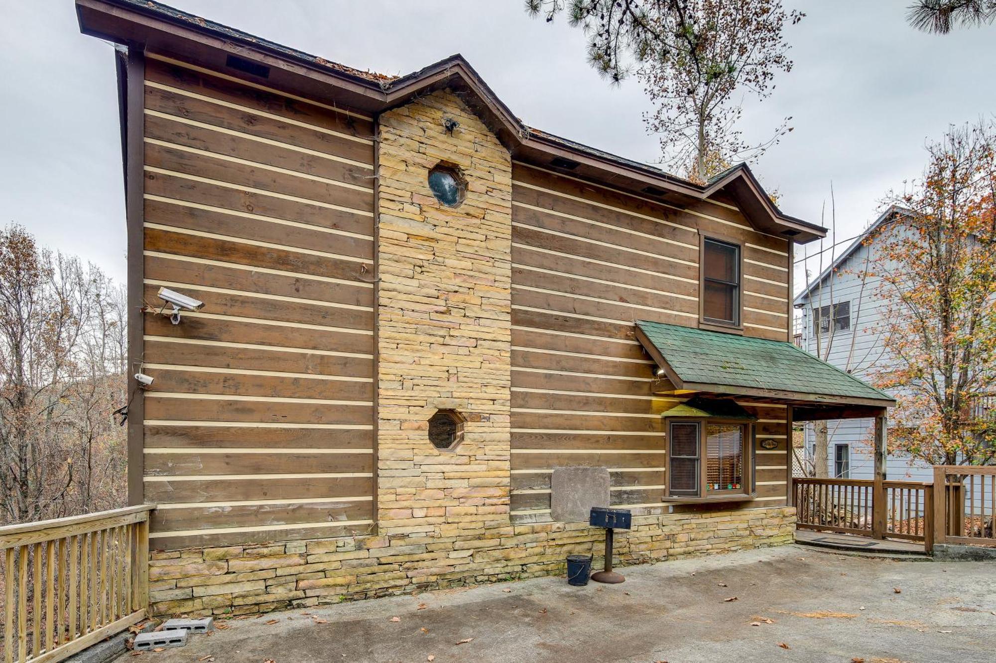 Villa Pet-Friendly Gatlinburg Retreat With Hot Tub! Extérieur photo