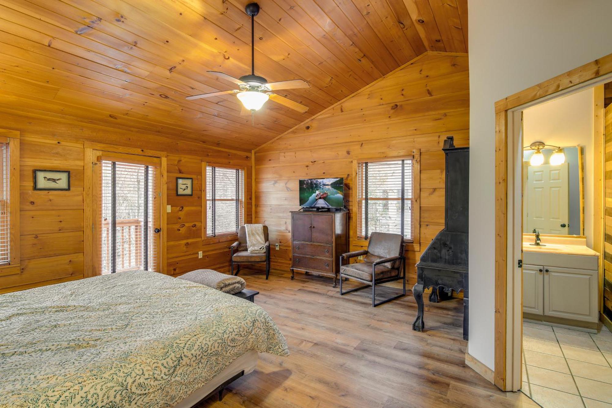 Villa Pet-Friendly Gatlinburg Retreat With Hot Tub! Extérieur photo