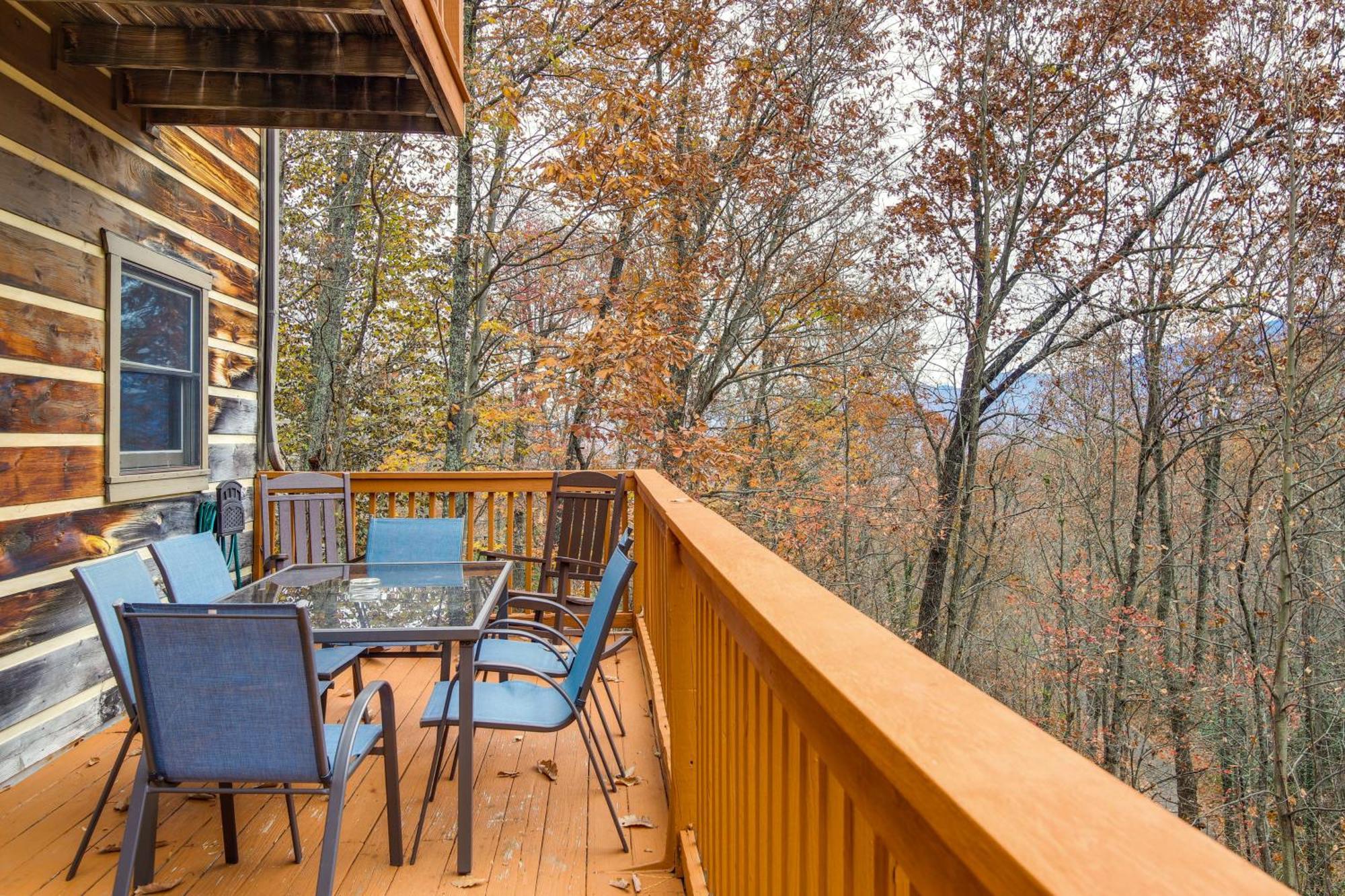Villa Pet-Friendly Gatlinburg Retreat With Hot Tub! Extérieur photo