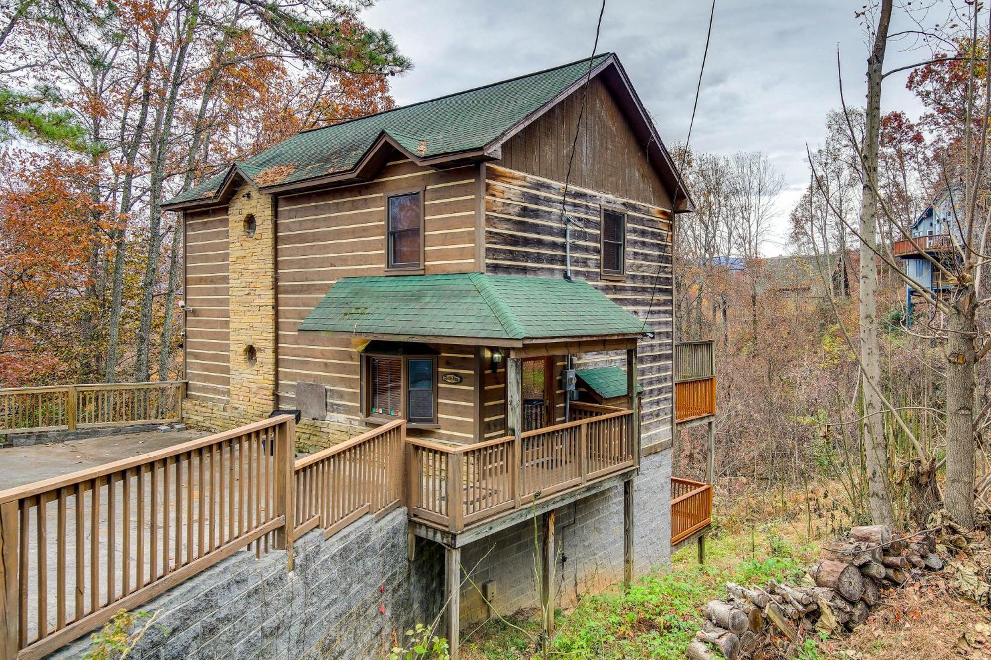 Villa Pet-Friendly Gatlinburg Retreat With Hot Tub! Extérieur photo